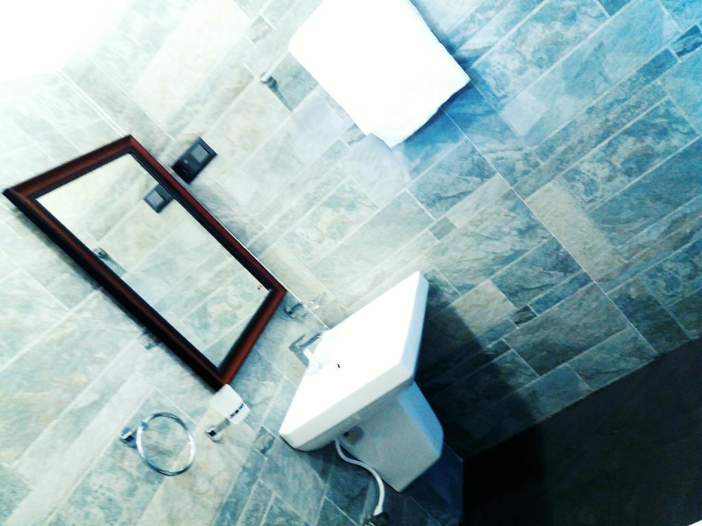 My Home Guest Полоннарува Экстерьер фото
